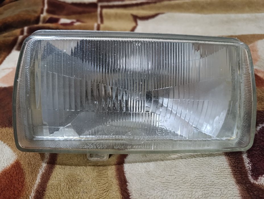 Фары на Фольксваген Джетта 2