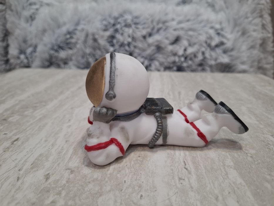 Suport telefon Astronaut-  pictat manual