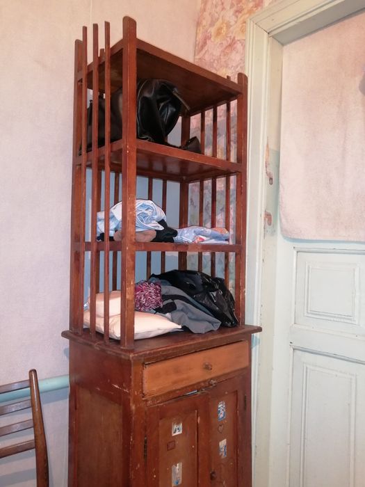 Продам старинный шкаф-комод из красного дерева