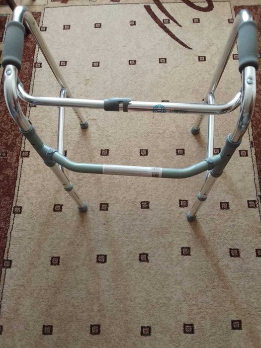 Ходунки для взрослых