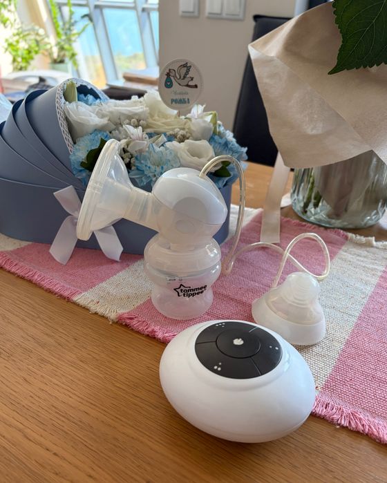 Tommee Tippee електрическа помпа за изцеждане на кърма, която работи и на батерии