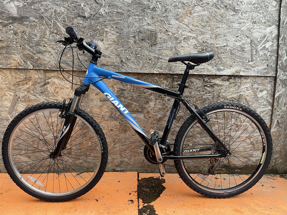 Bicicleta giant rincon roti 26” cadru aluminiu