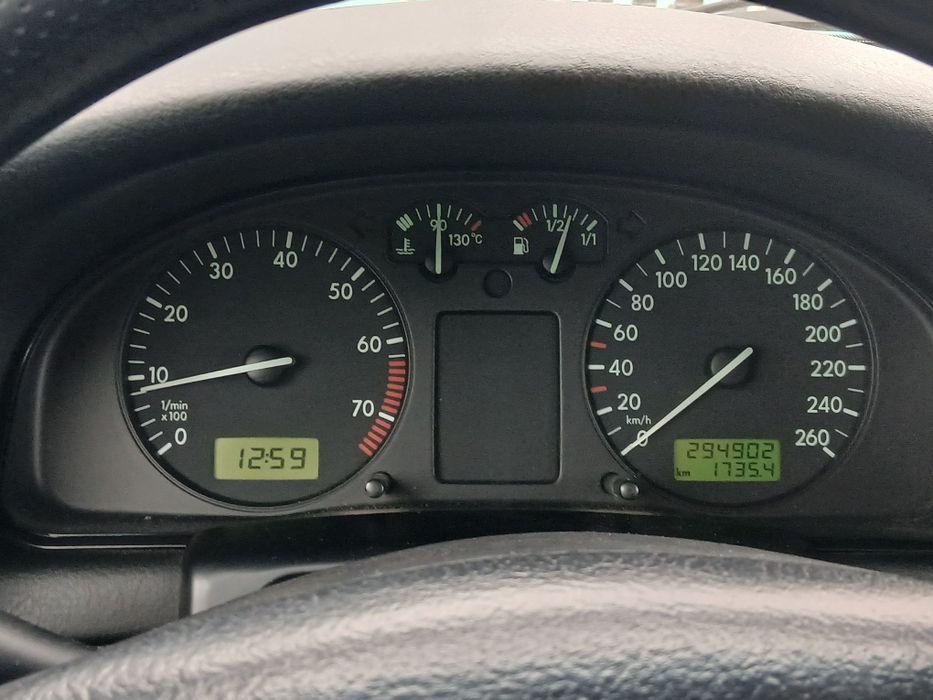 Фольксваген Б 5.