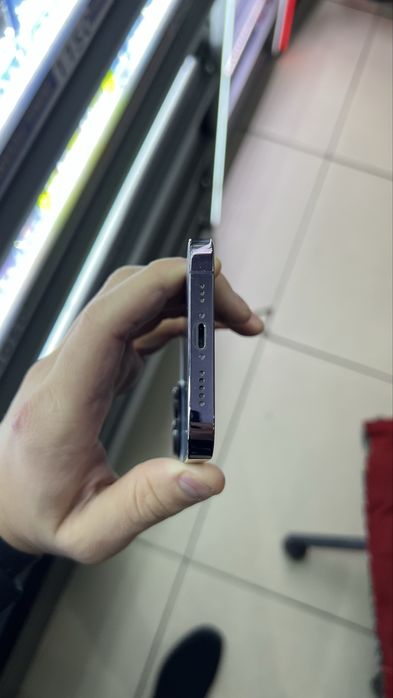 Продам Iphone 14 Pro 256gb