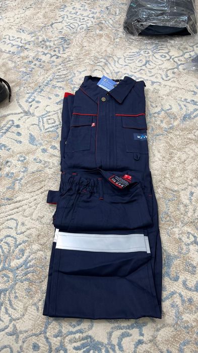 Рабочая одежда, обувь.