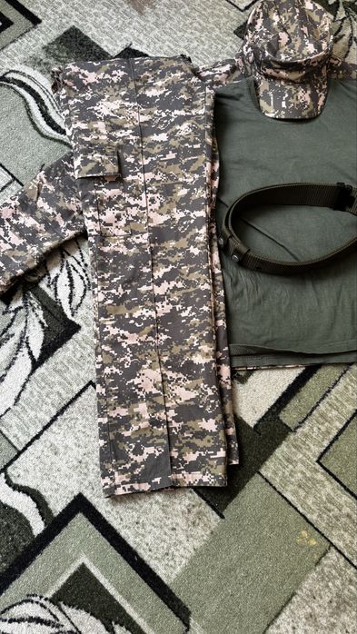 Военная форма для кафедры 46 размера