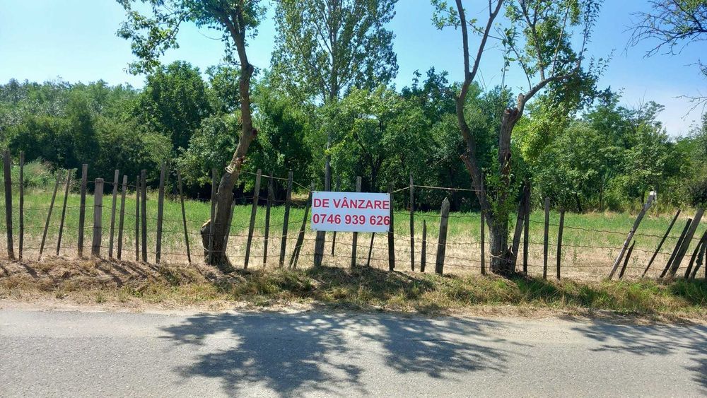 Teren intravilan 1700 m2 cu toate utilitatile oras Babeni str Romani