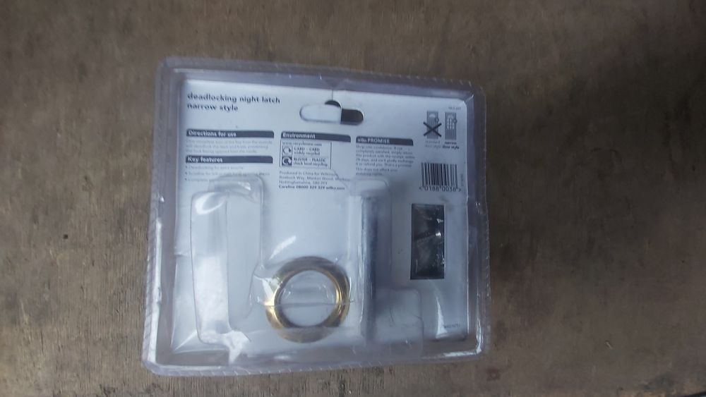 Încuietoare pentru poartă/usa