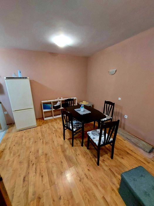 Дава се под наем Двустаен апартамент в Бургас, Братя Миладинови - 62 кв.м за 280.5 € - Снимка #2