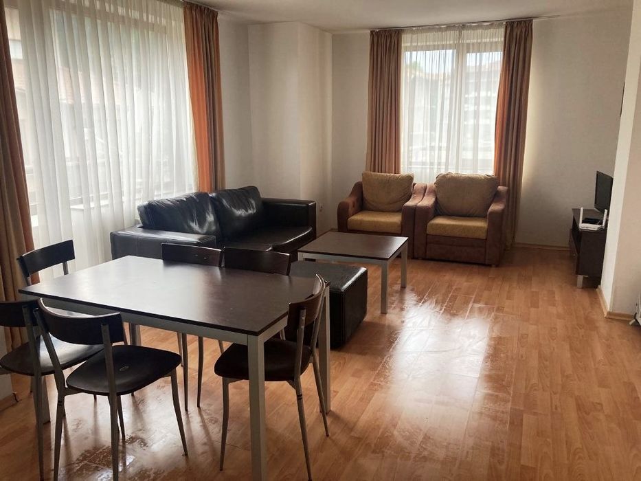 Продава се Тристаен апартамент в Банско - 130 кв.м за 1154 €/кв.м - Снимка #2