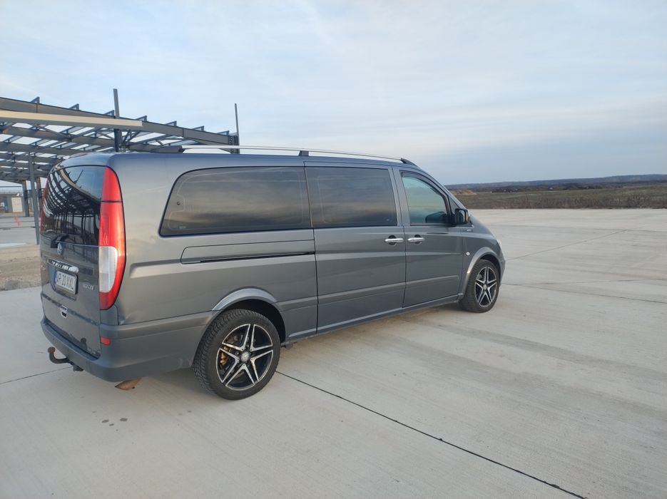 Vând Mercedes Vito  8+1 Extra long