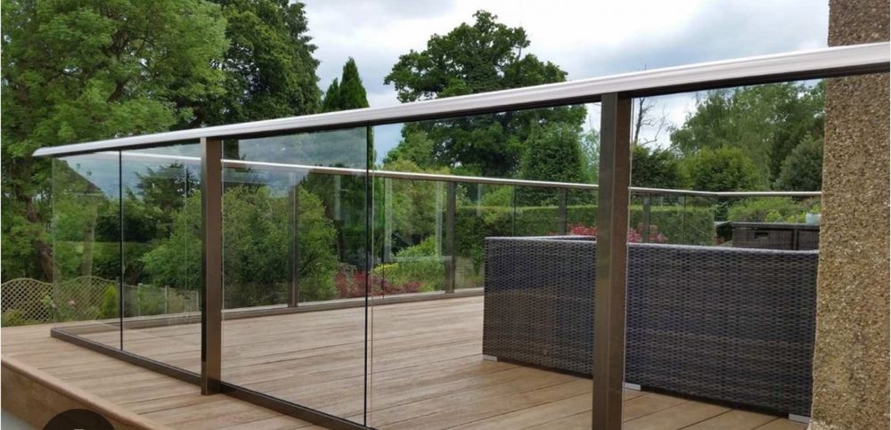 Стеклянное ограждения