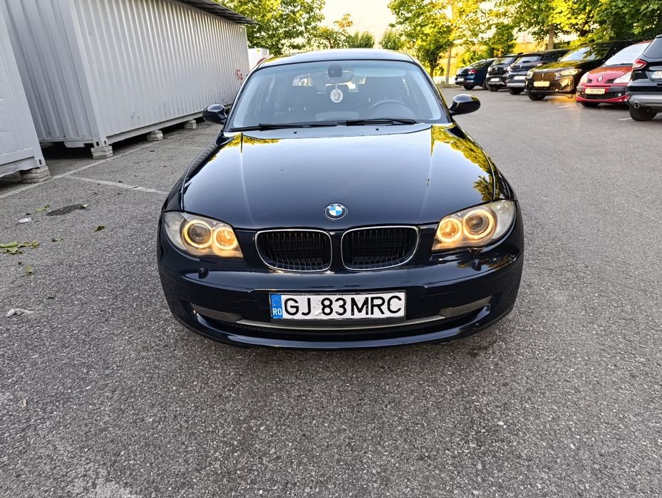 Vând /Schimb BMW seria 1