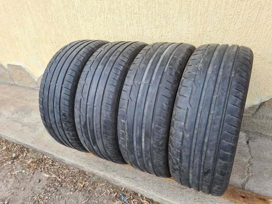 4 бр. летни гуми 225/55/17 Dunlop DOT 0315 2x5,5 mm 2x4 mm