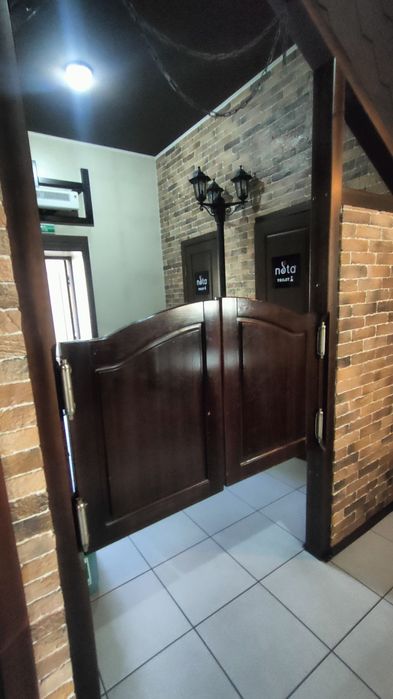 Продаётся Караоке клуб "хот туби"