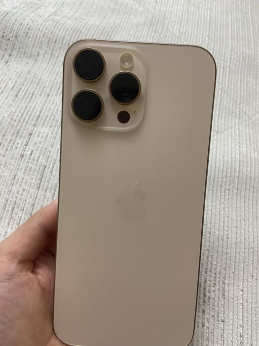 iPhone 16 Pro Max 512 GB + iPhone 11 в подарок!