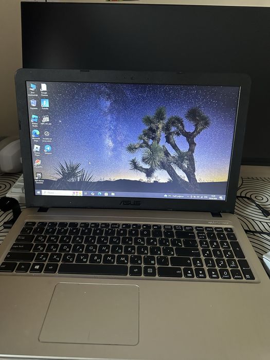 Asus x540ua ноутбук