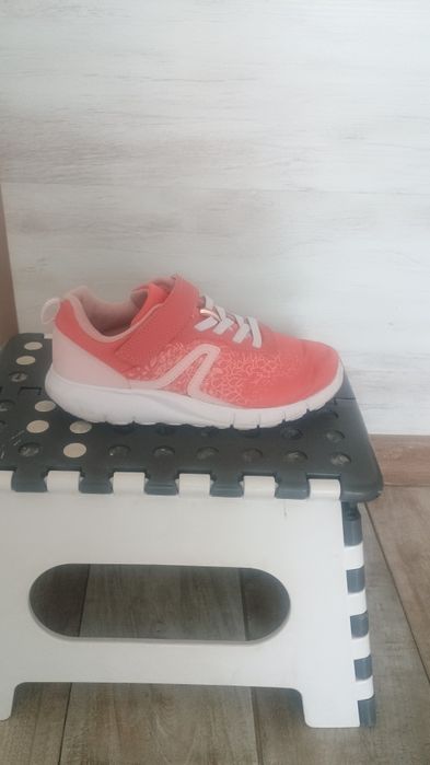 Детски маратонки за момиче