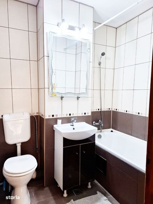 4 camere , 2 bai, etaj 1din 4, zona Unirii Sud