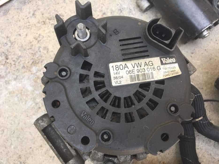 Запчасти на Ауди