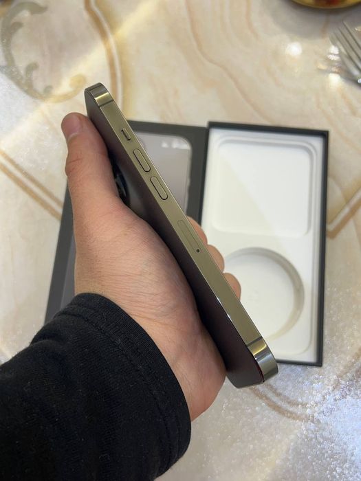 Iphone 13 pro sotiladi srochna