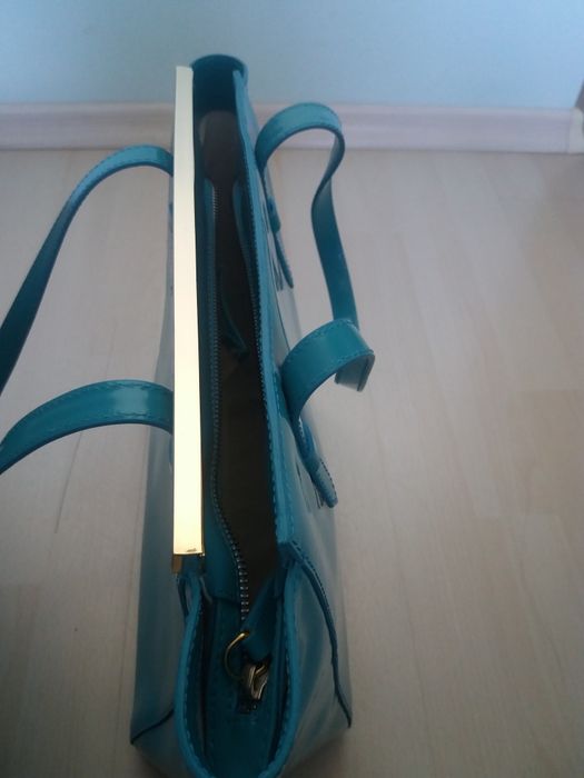 Дамска чанта естествена кожа