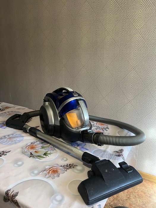 Пылесос LG б/у в отличном состоянии