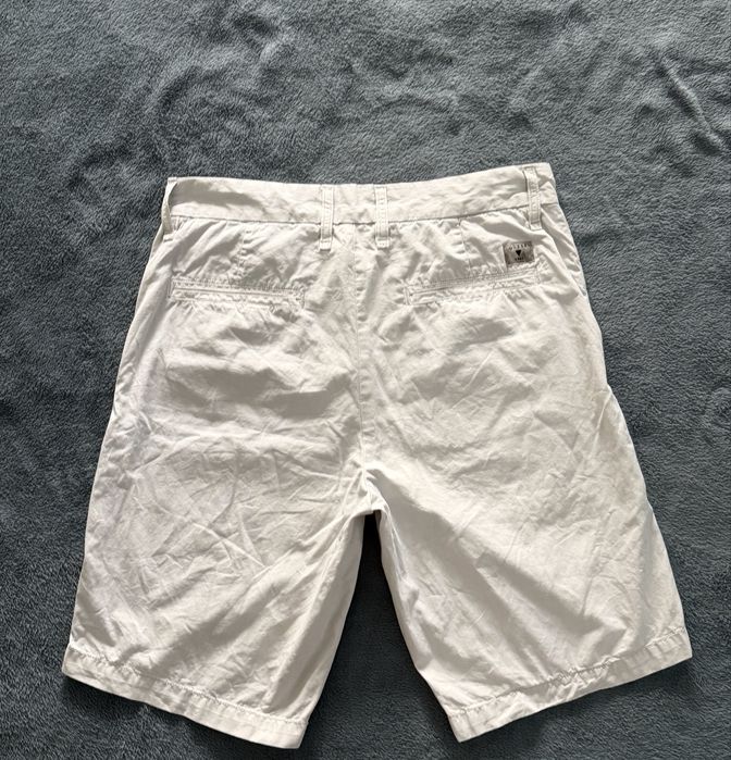 Guess,pantaloni scurți pt.bărbați,măr.M(31)