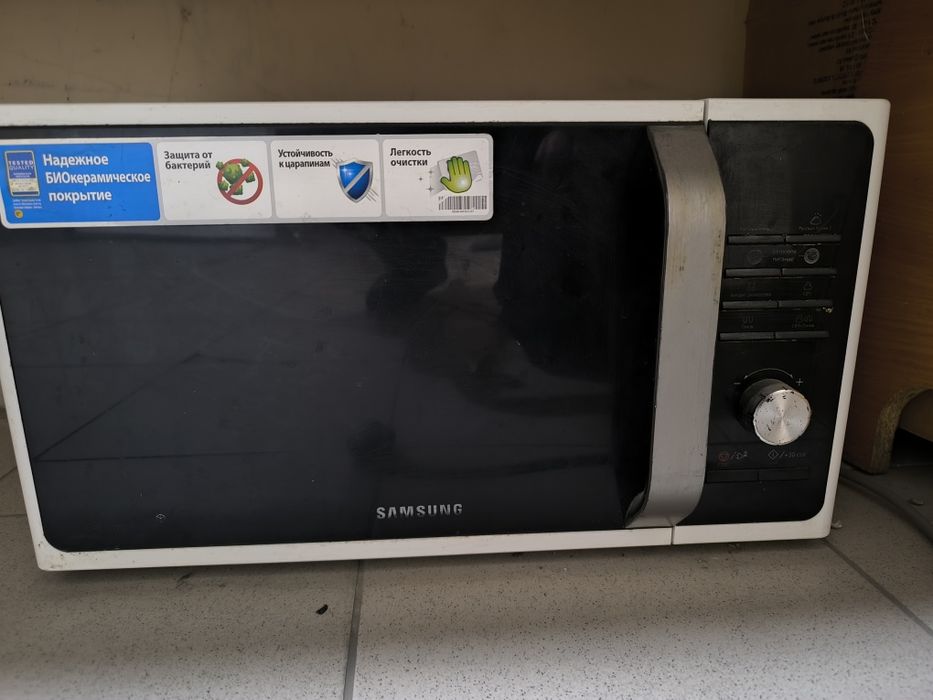 Продам микроволновку не работает