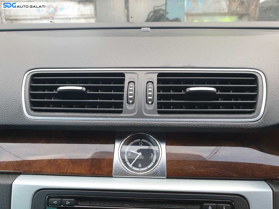 Gura Grila Aer Aerisire Ventilatie Bord Centrala Volkswagen CC 2012 - 2017 [C3837]
