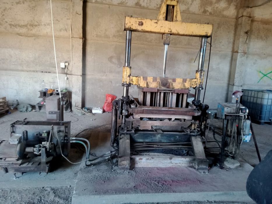 Оборудование по производству брусчаток