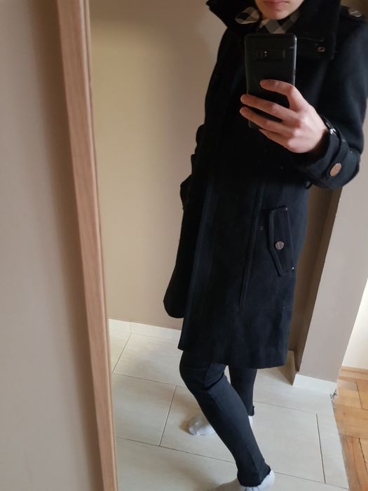 Kenneth Cole палто