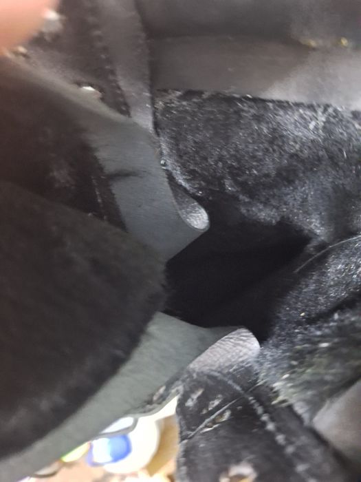 Продам берцы новые меховые