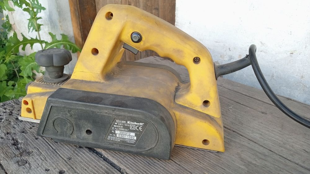 Циркулярка - пилорама  +  электрорубанок Einhell beh 600 в подарок