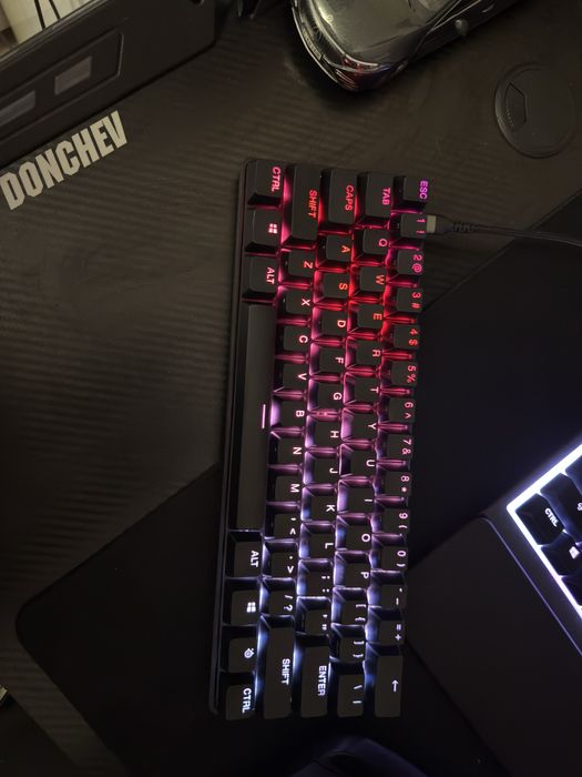 Клавиаура на Steelseries apex pro mini WL US OMNIPOINT SWITCH