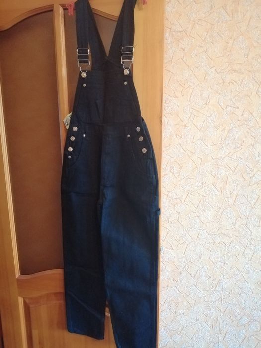 Комбинезон джинсовый