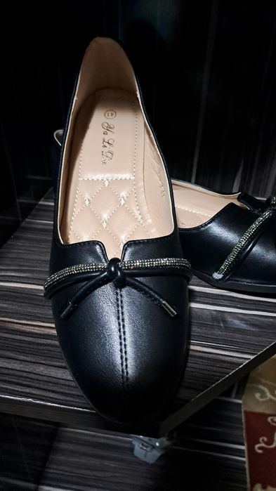 Продаются женские туфли 41