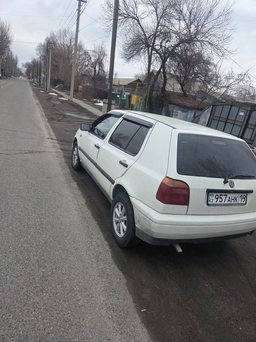 Продам гольф 93 год