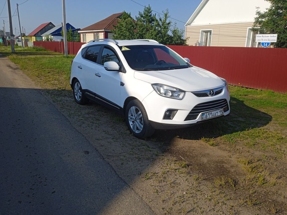 Автомобиль GAC S5