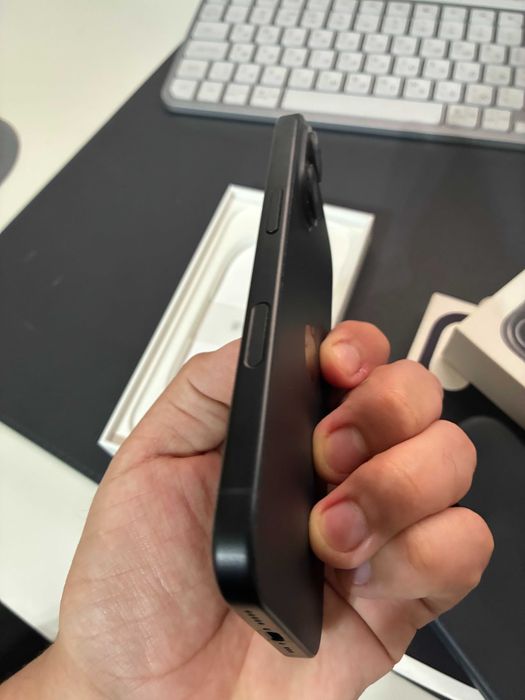 iPhone 16 128GB Black 100%