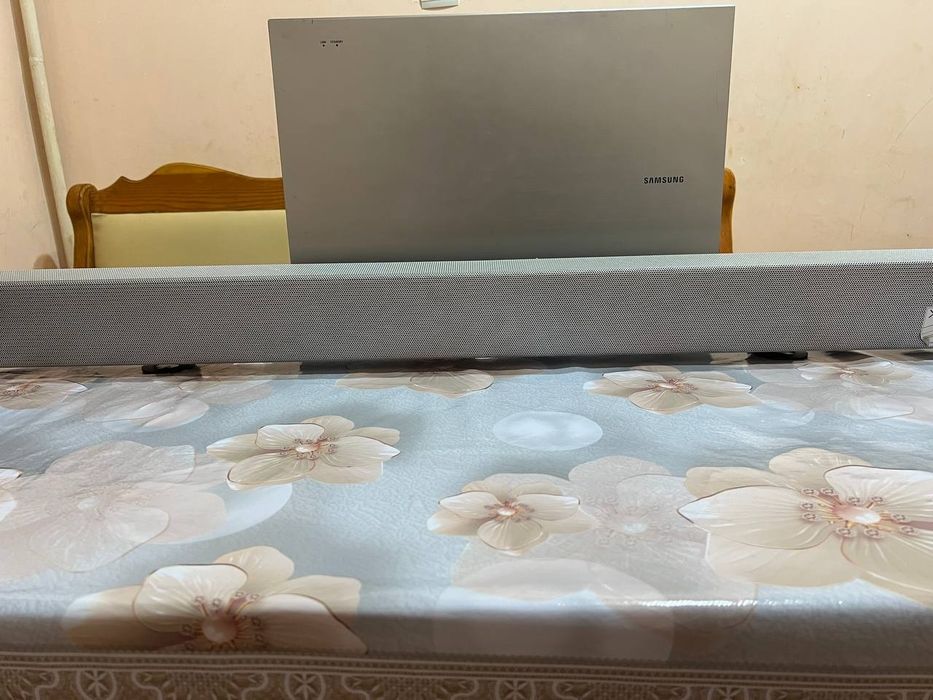 Samsung HW-K551 Soundbar sanbufer bas kolonka