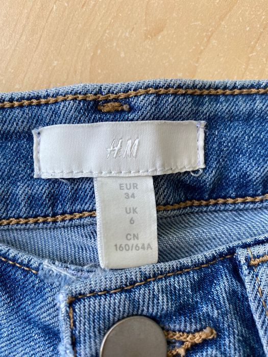 Къси панталони H&M за момиче