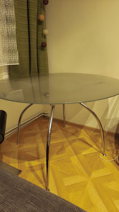 Masă de sticlă living