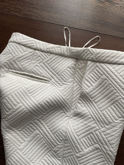 Pantaloni la dumga albi marime 34