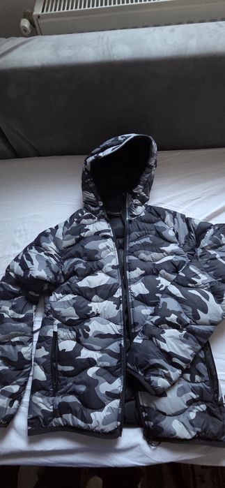 Geaca iarnă cu puf Peak Performance