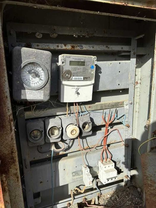 Продава се Промишлена сграда в с. Маноле, Област Пловдив - 5500 кв.м за 20 €/кв.м - Снимка #14