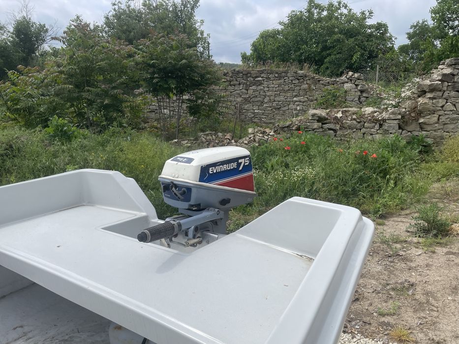 Двигател за лодка 2 т EVINRUDE 7.5 ks