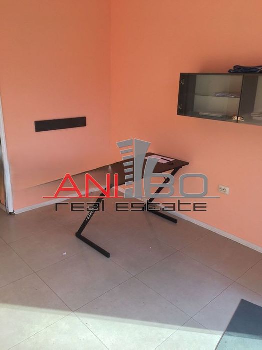 Дава се под наем Магазин в Варна, Гръцка махала - 20 кв.м за 306 € - Снимка #3