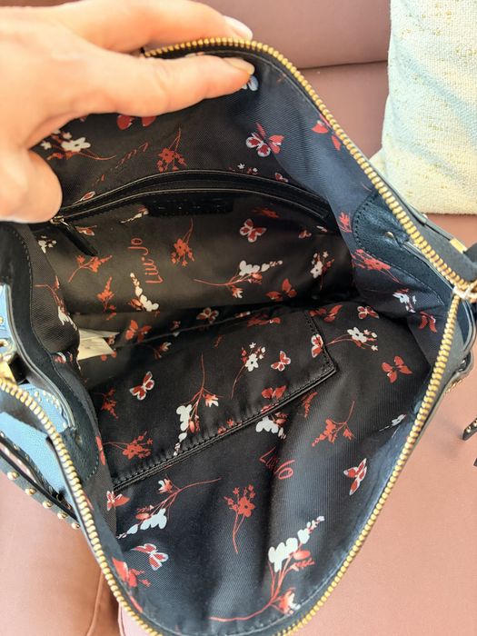 Liu Jo оригинална  дамска кожена чанта като нова със dust bag
