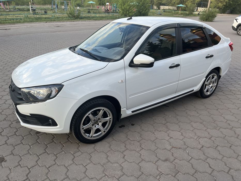 Lada granta fl liftback
